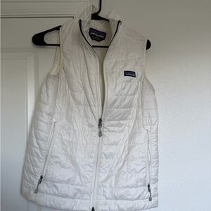 Patagonia Women's Ivory Quilted Vest